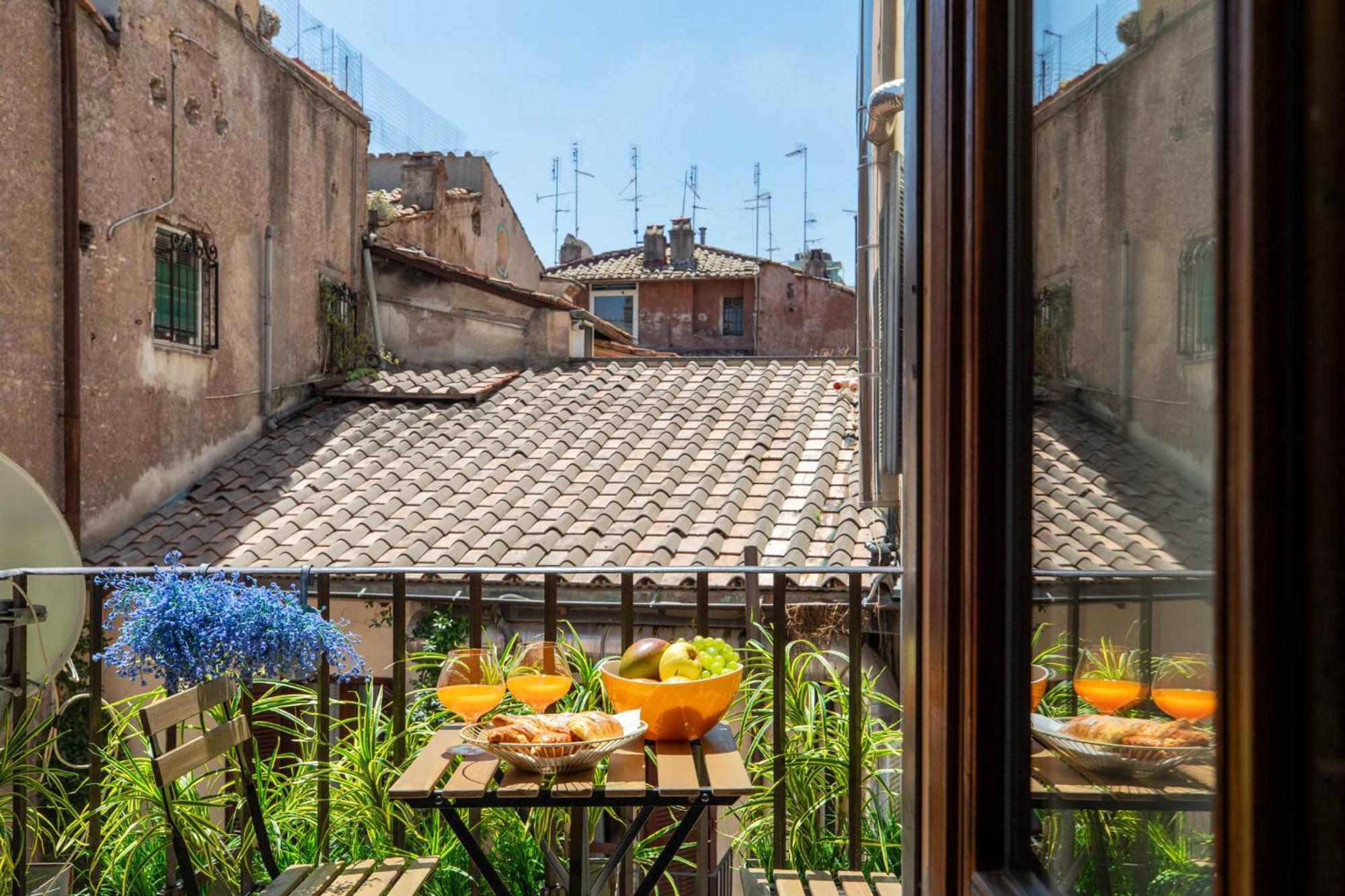 Iflat Pantheon'S Roomy And Friendly Apartment Roma Eksteriør bilde